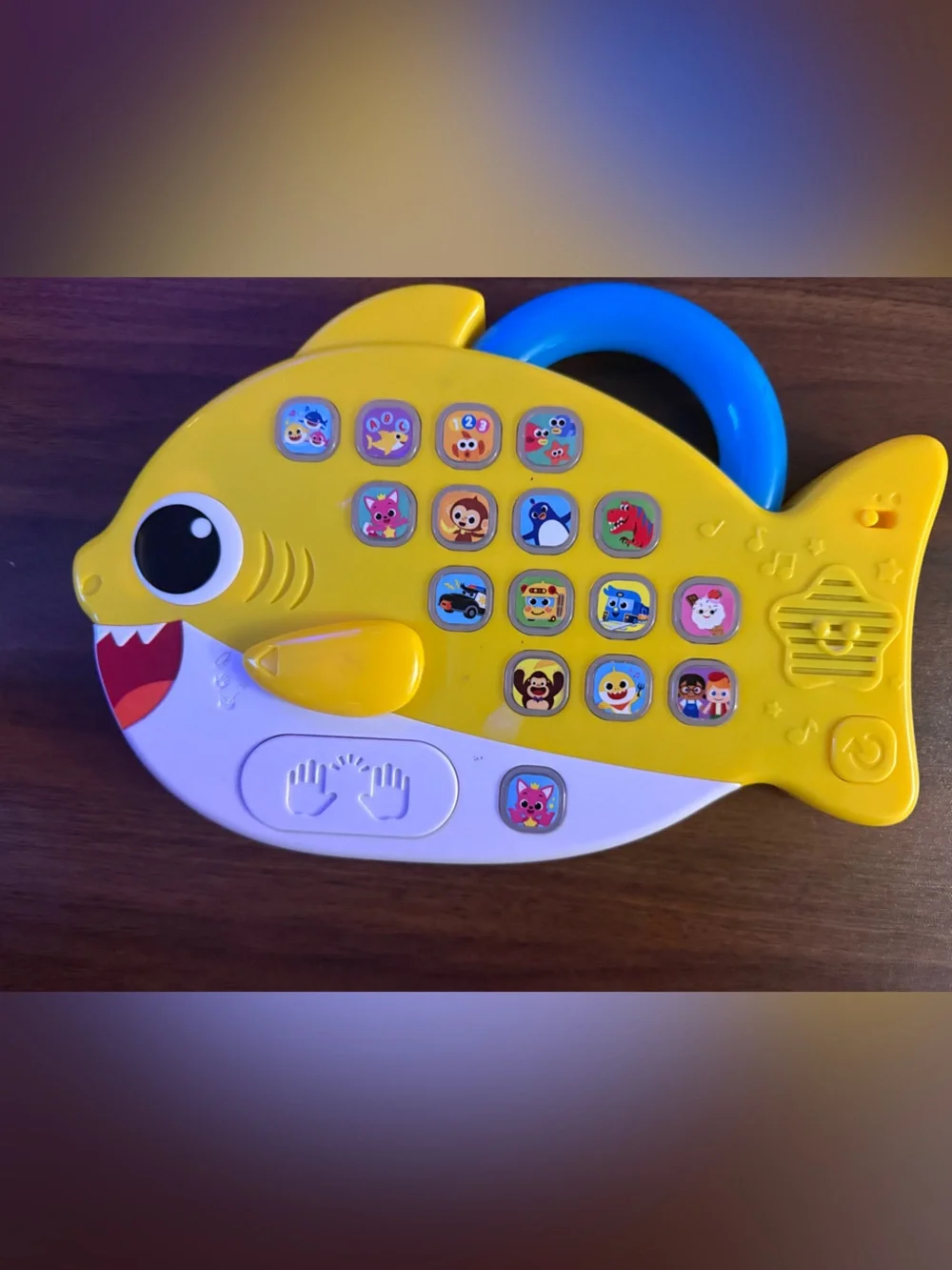 Yellow Fish Toy Phone by (unknown) - Interactive Music & Animal Sounds